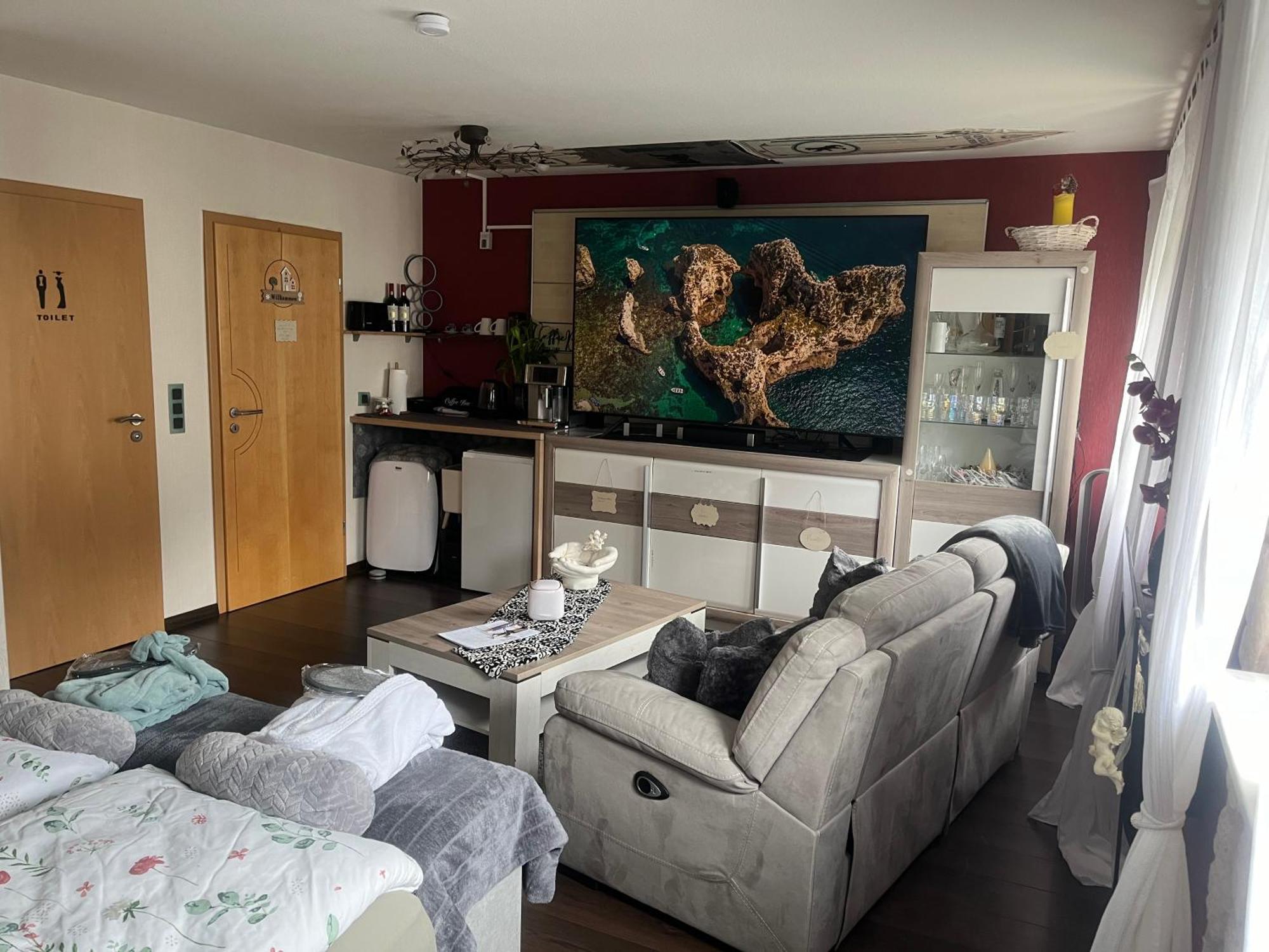 Gaestezimmer In Ratingen Bei Duesseldorf Mit Einem Hauch Luxus Exterior foto